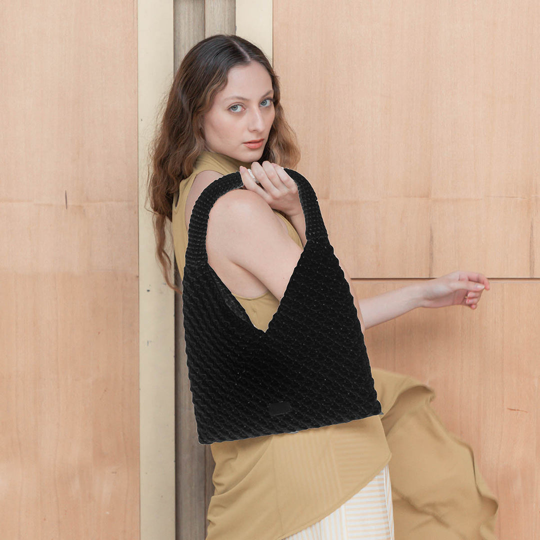 Lara Midi Triangle Tote